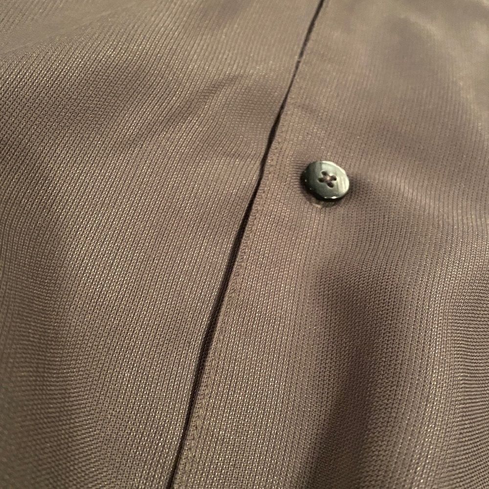 Geoffrey Beene Short Sleeve Button Up - Picture 8 of 8